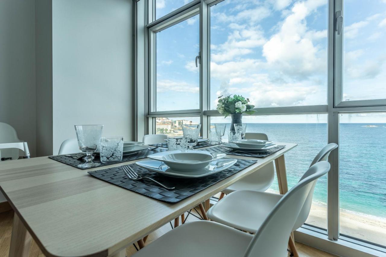Apartamento En Primera Linea De Playa Riazor La Coruña Esterno foto